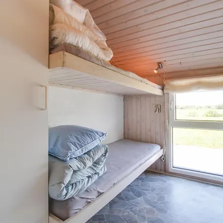 Edmer - 50m From The Sea By Interhome Feriehus *